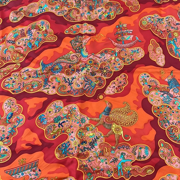 HERMES Silk Nuees Imaginaires Scarf 90 - Picture 8 of 17